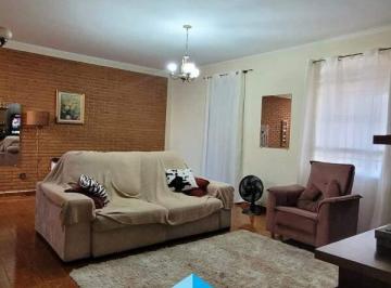 Casa · 266m² · 3 Quartos · 2 Vagas · Sobrado à venda próximo a Santa Casa - Limeira