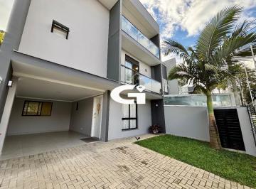 Casa · 240m² · 3 Quartos · 2 Vagas · Triplex com terraço e jacuzzi no Hauer - 3 quartos, até 3 vagas e suíte com hidr