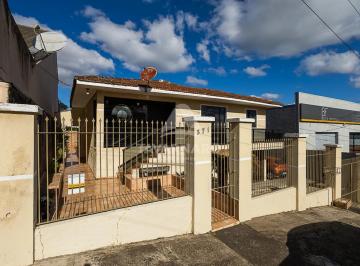 Casa · 495m² · 4 Quartos · 2 Vagas · Casa Padrão em Ponta Grossa