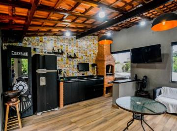 Casa · 240m² · 2 Quartos · 4 Vagas · Casa de 02 Dormitórios 240m² por R$ 1.700.000,00 no Valparaíso- Santo André - SP