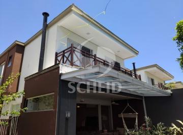 Casa · 179m² · 4 Quartos · 4 Vagas · Oportunidade Única em Juquehy: de R$ 4,2M por R$ 3,2M!
