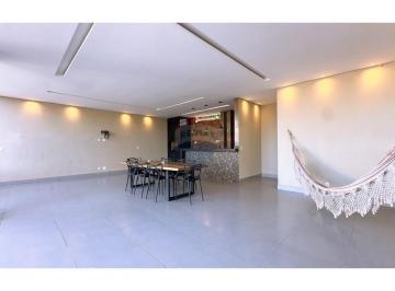Casa · 350m² · 4 Quartos · 4 Vagas · Casa com Piscina e 4 Quartos em Condomínio Ponte Alta Gama