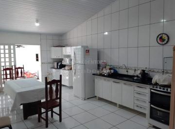Casa · 220m² · 3 Quartos · 2 Vagas · Casa com 3 dormitórios sendo 1 tipo apartamento, sala, cozinha, área de serviço, churrasqueira e 2 v