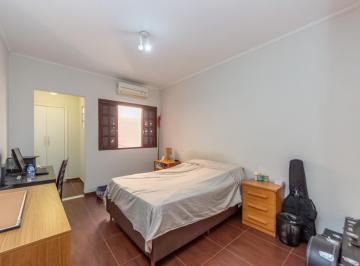 IMG_20260624_181552_000.jpeg · Excelente casa para venda em Parque da Lapa com 4 quartos, sendo 1 suíte, 190m² - remaxfront#G5H2S