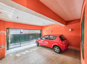 IMG_20260629_091504_000.jpeg · Imperdível casa para venda em Parque da Lapa com 4 quartos, sendo 1 suíte, 190m² - remaxfront#G5H2S