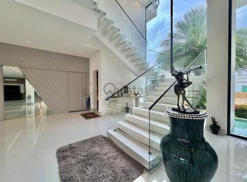 Casa · 962m² · 6 Quartos · 4 Vagas · undefined