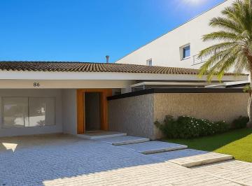 Casa · 203m² · 4 Quartos · 4 Vagas · Excelente Casa Térrea á venda no Jardim Acapulco no Guarujá | QVista Inteligê...