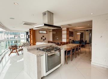 Apartamento · 150m² · 3 Quartos · 2 Vagas · Apartamento reformado com Varanda Gourmet à Venda na Enseada no Guarujá | QVi...