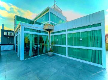 Apartamento · 360m² · 3 Quartos · 2 Vagas · Cobertura Duplex de Luxo decorada com vista para o mar á venda na Praia do T...