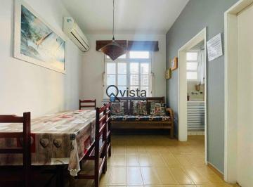Apartamento · 35m² · 1 Quarto · 1 Vaga · Kitnet 1 Quadra do mar, 1 Dormitório à Venda na Pitangueiras no Guarujá | QVi...