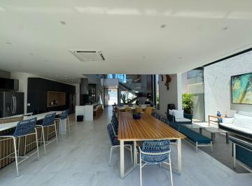Casa · 420m² · 4 Quartos · 6 Vagas · Mansão à Venda, Jardim Acapulco, Guarujá, SP
