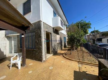 Casa · 160m² · 2 Quartos · 2 Vagas · Casa à venda ao lado da Estação de Metrô Praça da Árvore, com 2 quartos. e 2 vagas de garagem.