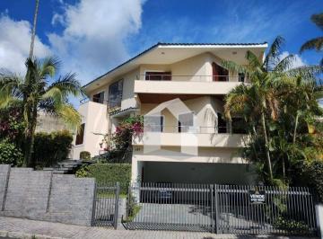 14cce6dba9618608325e1d82218fe3052d736abc · Casa com 6 dormitórios à venda, 550 m² por R$ 2.800.000,00 - Jardim dos Estados - Poços de Caldas/MG
