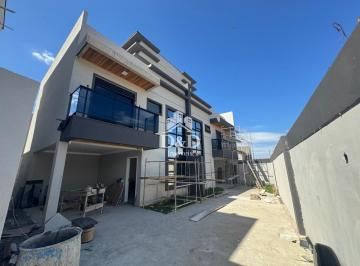 Casa · 172m² · 3 Quartos · 2 Vagas · Casa à venda no bairro Capão Raso - Curitiba/PR