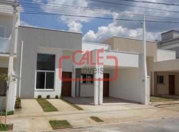 Fachada moderna e imponente de casa térrea à venda no Condomínio Villagio de Itaici em Indaiatuba, com garagem para dois carros, jardim frontal bem cuidado e detalhes arquitetônicos contemporâneos. · CONDOMINIO VILLAGIO DE ITAICI - Casa Térrea CONDOMÍNIO Villagio de Itaici, Indaiatuba