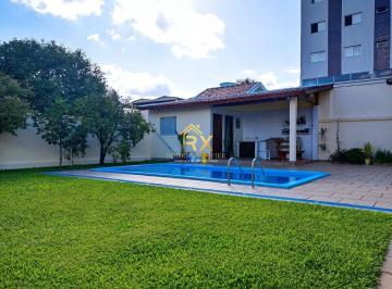 Casa · 379m² · 4 Quartos · 6 Vagas · Casa à venda no Jardim dos Estados, com 4 quartos sendo 2 suítes