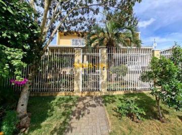 Casa · 282m² · 4 Quartos · 3 Vagas · Sobrado Padrão no Bairro Uberaba