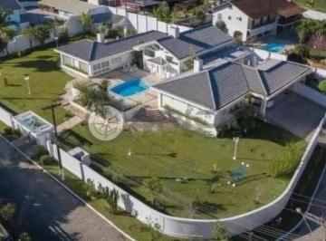 259334.jpg · Casa em condomínio à venda com 5 suítes, 500 m² no Comary Teresópolis/RJ.
