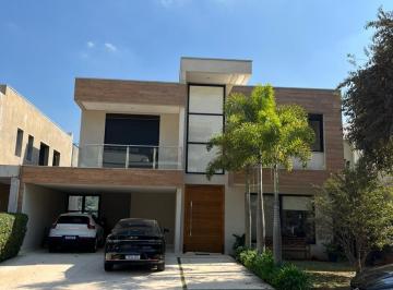 Foto 01 · Casa à venda em condomínio exclusivo de Alphaville, Santana de Parnaíba-SP