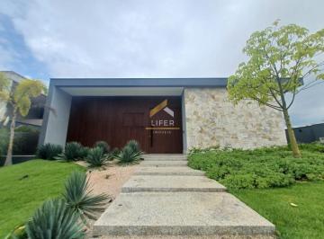 0 · CASA À VENDA NO ENTREVERDES