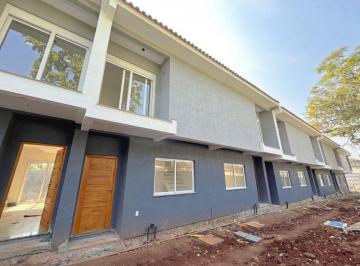 33406932_g.jpg ·
Casa de Condomínio com Área de Serviço e Sacada em Nonoai, Porto Al