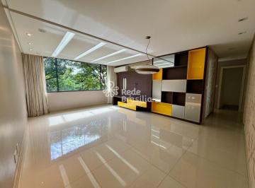 Apartamento · 113m² · 3 Quartos · 1 Vaga · SQS 310 - Asa Sul | Ótima Oportunidade de Locação em Localização Privilegiada