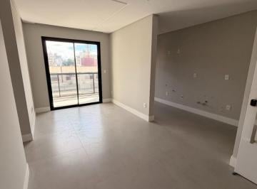 Apartamento · 81m² · 2 Quartos · 1 Vaga · Apartamento com 2 suítes na Trindade.
