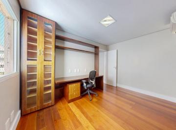 IMG_20260604_025605_000.jpeg · Versátil apartamento para venda em Itaim Bibi com 3 quartos, sendo 2 suítes, 120m² - karinaugustinsk