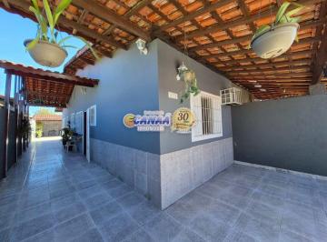 Casa de 2 quartos, Mongaguá · Casa à venda com espaço e conforto em Mongaguá litoral de SP!