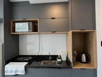 6af8c25765aee73069394871cd2f132403172aea · Botani.Co Studio mobiliado 18m² Open Space c/ 1 vaga no Cajuru