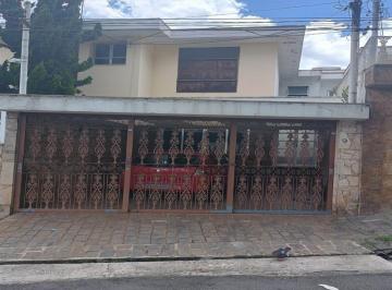 Casa · 150m² · 2 Quartos · 2 Vagas · Sobrado com 2 Dormitórios, 2 Vagas e Quintal – Excelente Oportunidade!
