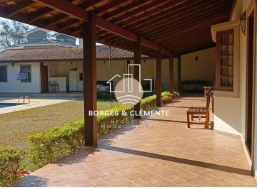 Casa · 1320m² · 7 Quartos · 6 Vagas · Oásis de Luxo no Jardim Floresta: Estilo Chácara com 7 Dormitórios