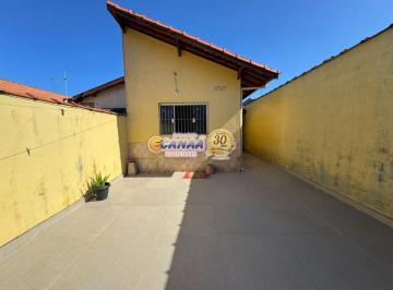 Casa de 2 quartos, Mongaguá · Oportunidade - Casa na Praia de Mongaguá 2 dormitórios e 2 vagas de garagem