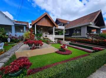 Casa de 4 quartos, Gravatá · Casa de condomínio com 04 quartos à venda em Gravatá/PE!