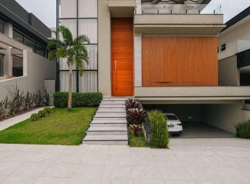 Casa de 4 quartos, Santana de Parnaíba · Casa com 4 habitaciones e 454 m² à venda em Alphaville - Gênesis 2