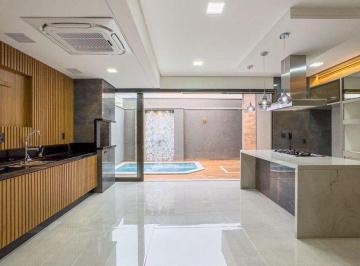 Casa · 218m² · 3 Quartos · 2 Vagas ·
Casa com 3 dormitórios à venda, 218 m² por R$ 1.500.000,00 - Villag