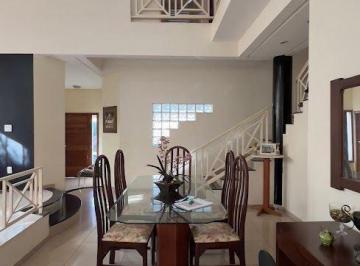 Casa · 350m² · 4 Quartos · 4 Vagas · 
                                Sobrado com 4 dormitórios à venda, 350 m² por R$ 1.400.000,00 - Con