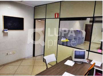 Comercial · 750m² · GALPÃO COMERCIAL COM 750M² DE ÁREA CONSTRUÍDA PARA LOCAÇÃO NA VILA MARIA