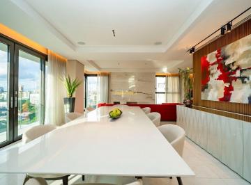 Apartamento · 270m² · 3 Quartos · Apartamento à venda - em Batel