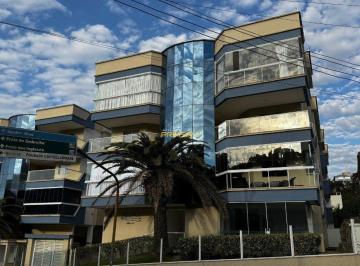 Apartamento · 84m² · Apartamento à venda - em Bombinhas