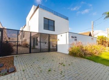 Casa · 150m² · 3 Quartos · Casa à venda - em Santa Felicidade