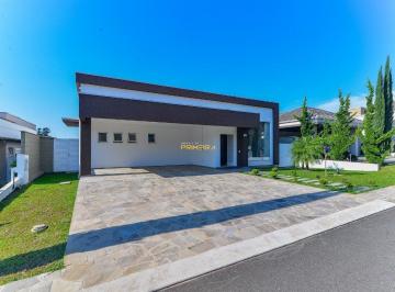 Casa · 247m² · 4 Quartos · Casa à venda - em Santa Felicidade
