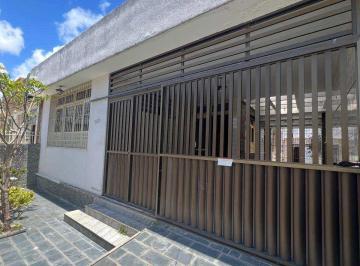 casa-a-venda-em-aracaju-sao-jose-com-5-quartos0283110.jpeg · Casa à venda em Aracaju, São José, com 5 quartos, 304m²