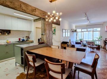 Apartamento de 2 quartos, São Paulo · Apartamento a venda em Perdizes.