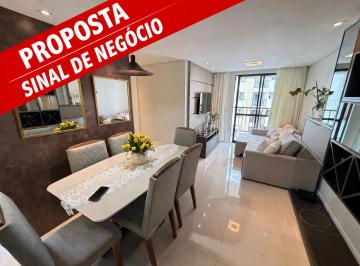 Apartamento de 3 quartos, Curitiba · Apartamento com 3 quartos e 64 m² à venda em Boa Vista