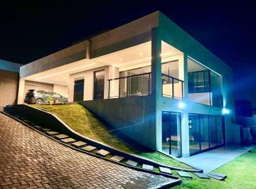 Casa de 4 quartos, Águas Claras · ARNIQUEIRAS CASA NOVA MODERNA CONDOMINIO 4 QURTOS 3 SUITES LOTE 400M ACEITA PERMUTA