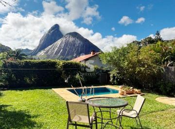 Casa de 2 quartos, Petrópolis · Casa para venda dentro de condomínio no Cuiabá