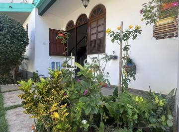 Casa · 82m² · 2 Quartos · 1 Vaga · Casa Duplex em Itaipu Oportunidade Unica para Airbnb ou Moradia a Passos da Praia R$: 590.000,00