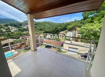 Casa · 208m² · 4 Quartos · 2 Vagas · Pendotiba - Casa Espacosa e Aconchegante em Condominio Fechado R$: 780.000,00