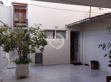Casa · 186m² · 3 Quartos · 2 Vagas · Sobrado com Fino Acabamento no Jardim Siriema – 3 Dormitórios, Suíte, Edícula Assobradada e 186M² po